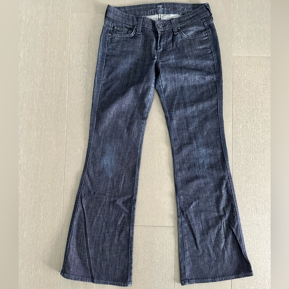 7 for all Mankind. boot cut jeans. Size 25 - Picture 1 of 5